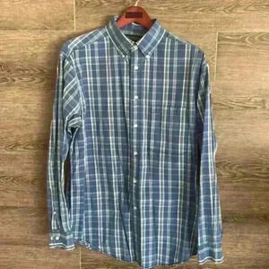 Roundtree & Yorke Shirt‎ EUC